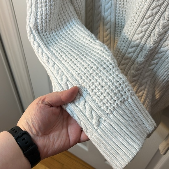 Banana Republic White Chunky Cable Knit Sweater supima cotton size large - Picture 5 of 6